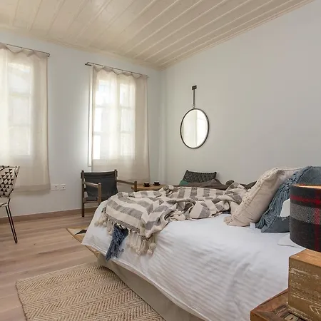 Amymone Konukevi Anabolu