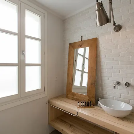 Amymone Guest house